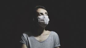 Gripa ne strică sărbătorile! Medicii se așteaptă ca spitalele să fie și mai pline după Revelion
